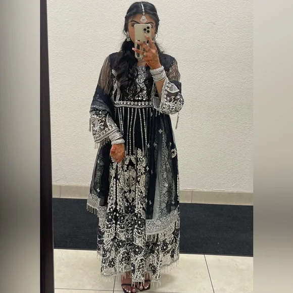 black 2000s prom dress Elegant Black Pakistani Anarkali Suit with Dupatta main image 1